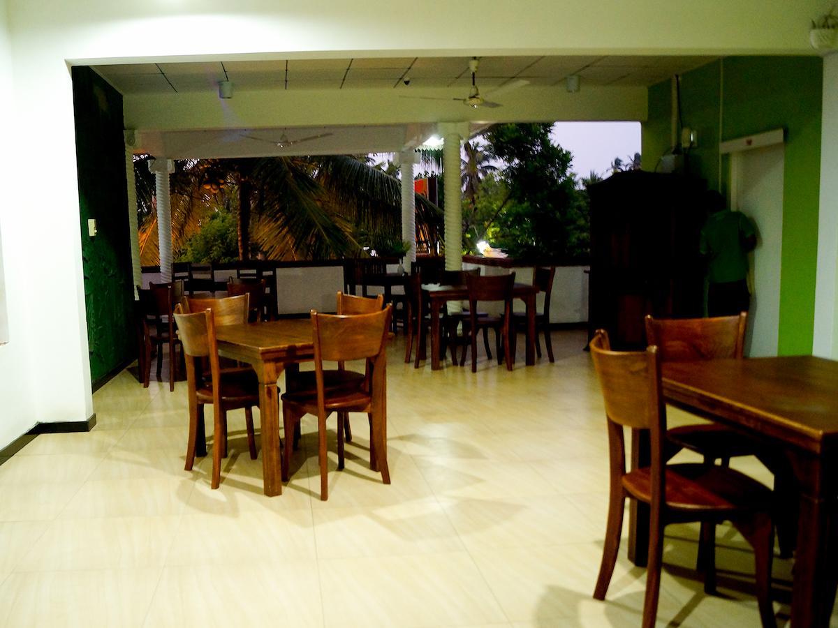 אהנגאמה Sayurima Beach Hotel מראה חיצוני תמונה