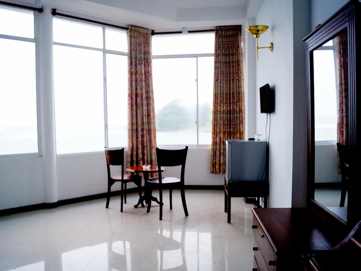 אהנגאמה Sayurima Beach Hotel מראה חיצוני תמונה