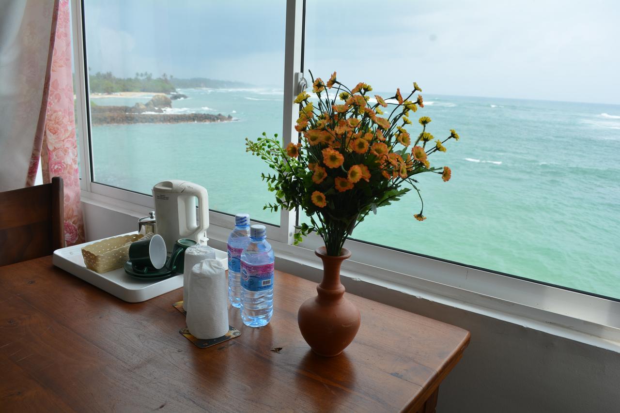 אהנגאמה Sayurima Beach Hotel מראה חיצוני תמונה
